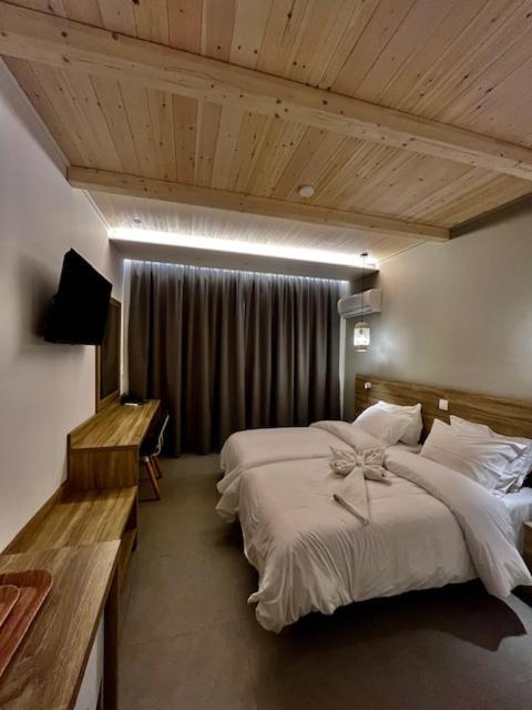 Paradise Hotel Samos Town Esterno foto